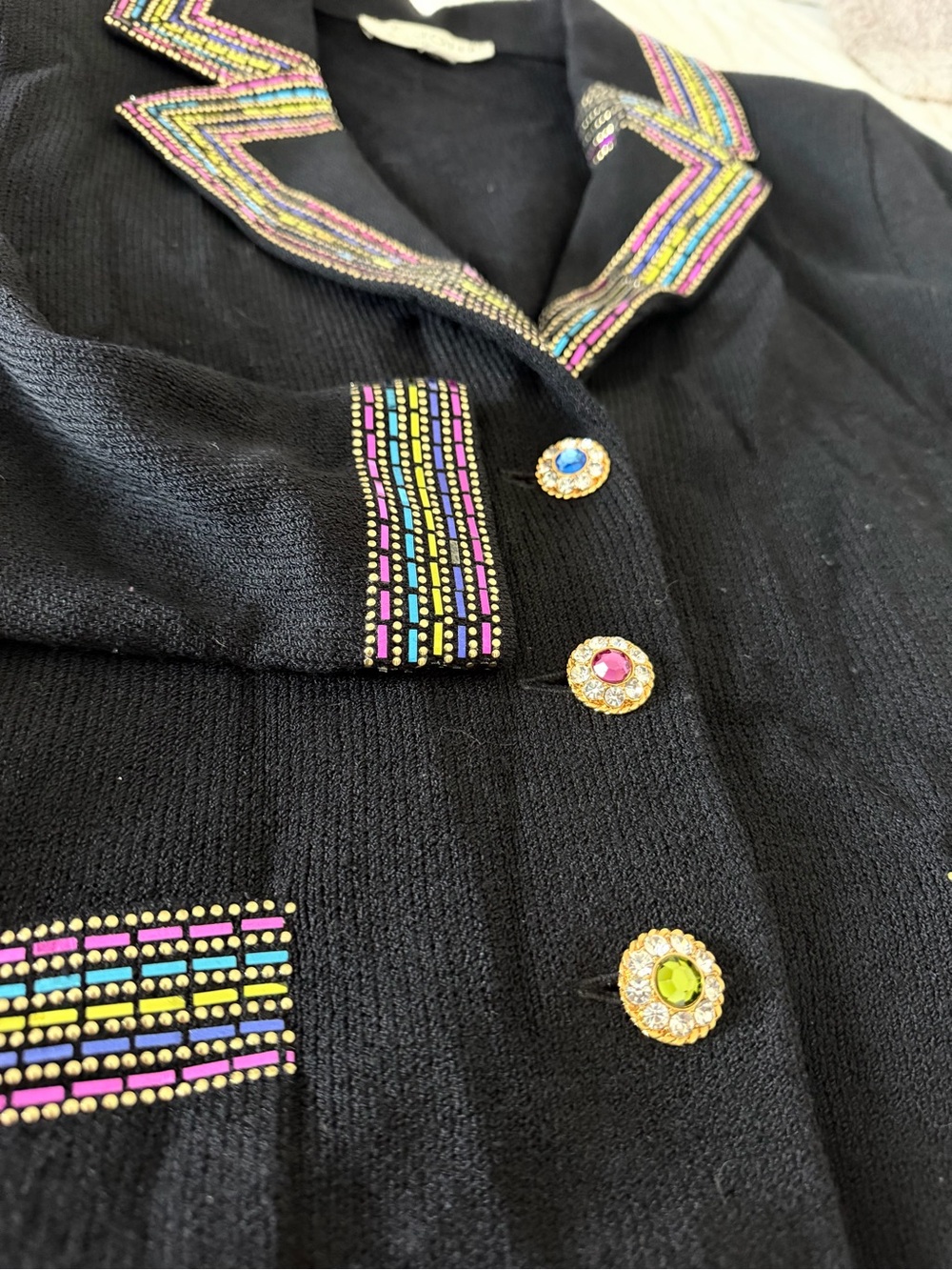 St. John by Marie Gray Black Paillette Trim Knit Jacket Jeweled Buttons Size 4 - Picture 2 of 3